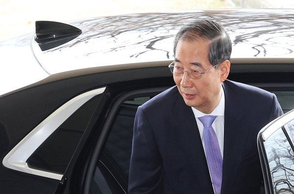 期货公司配资 韩国代总统、国务总理韩德洙宣布辞职
